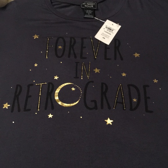 New with tags midnight hour T-shirt in size small - Picture 2 of 6
